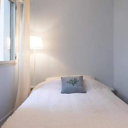 Quiet And Bright Studio With View On The Garden Appartement