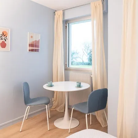 Appartement Quiet And Bright Studio With View On The Garden Paris